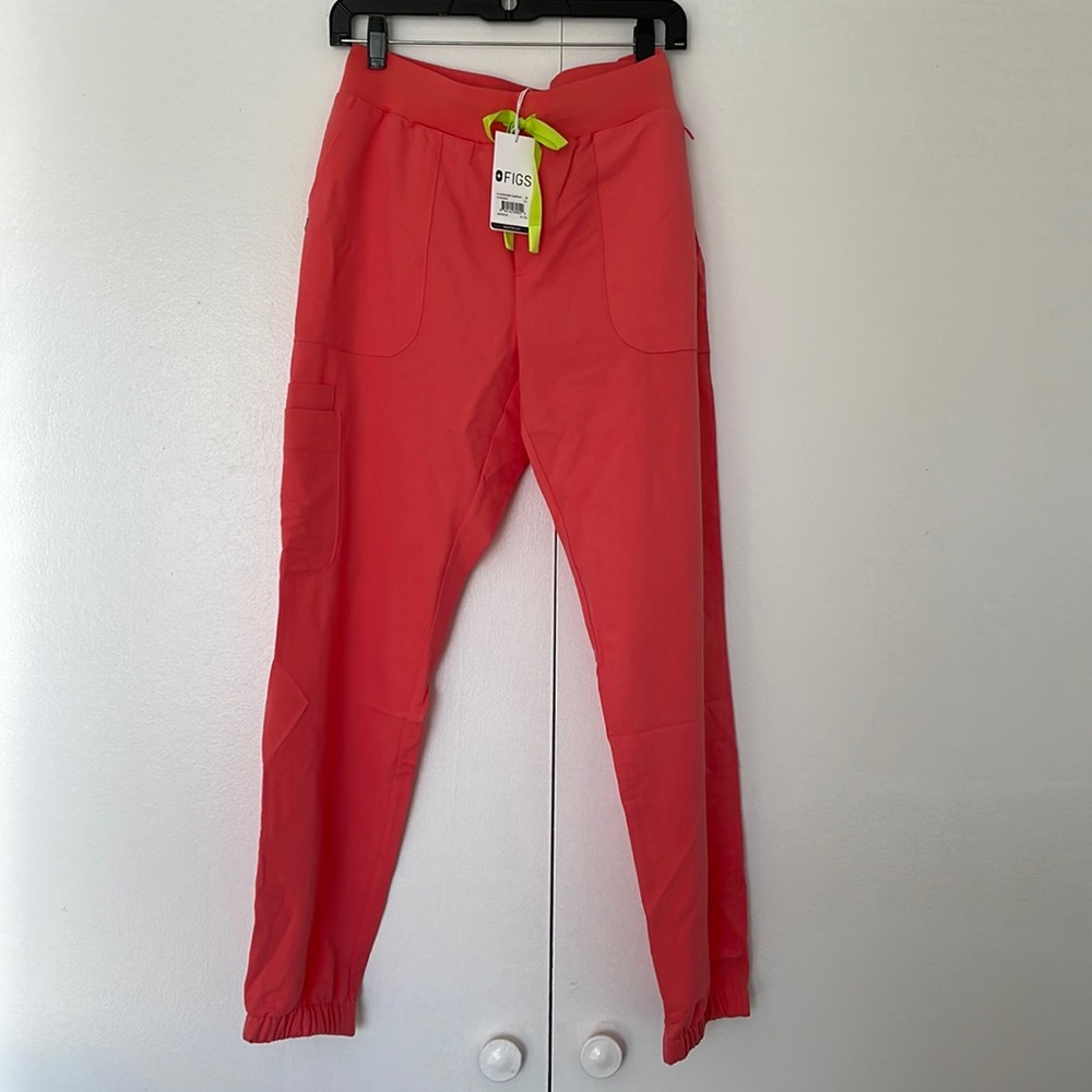 Figs Hot Coral Scrub Pants Medium